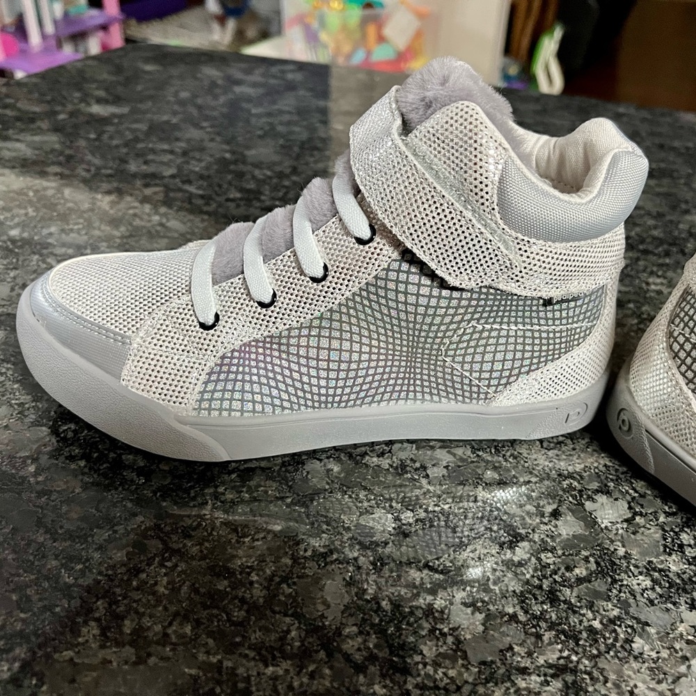 Pediped Logan Flex Silver Hi Tops Big Girl Sz 3.5 NIB - Picture 11 of 14